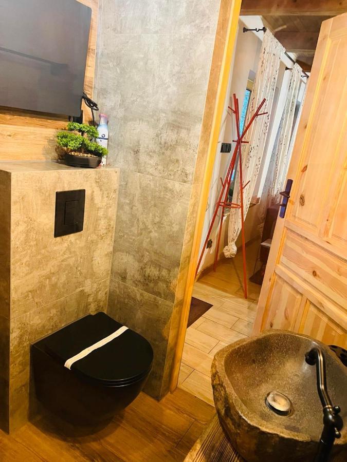 Domek Serce Lasu Hutki エクステリア 写真